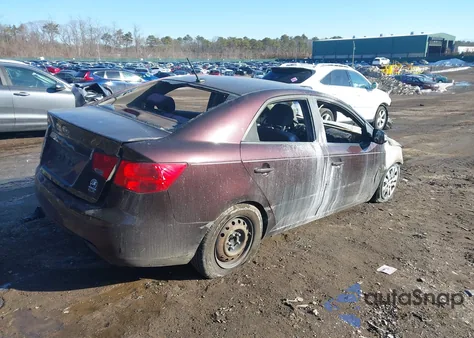 2010 Kia Forte Ex z USA, uszkodzony, nr VIN KNAFU4A21A5143207